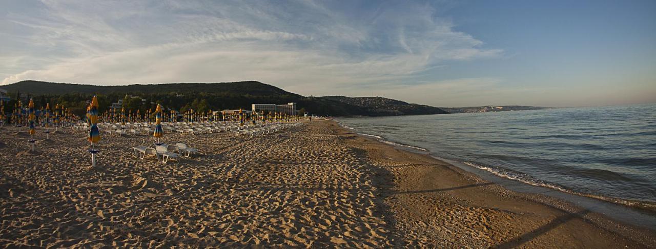 Hotel Oasis Albena Exteriér fotografie