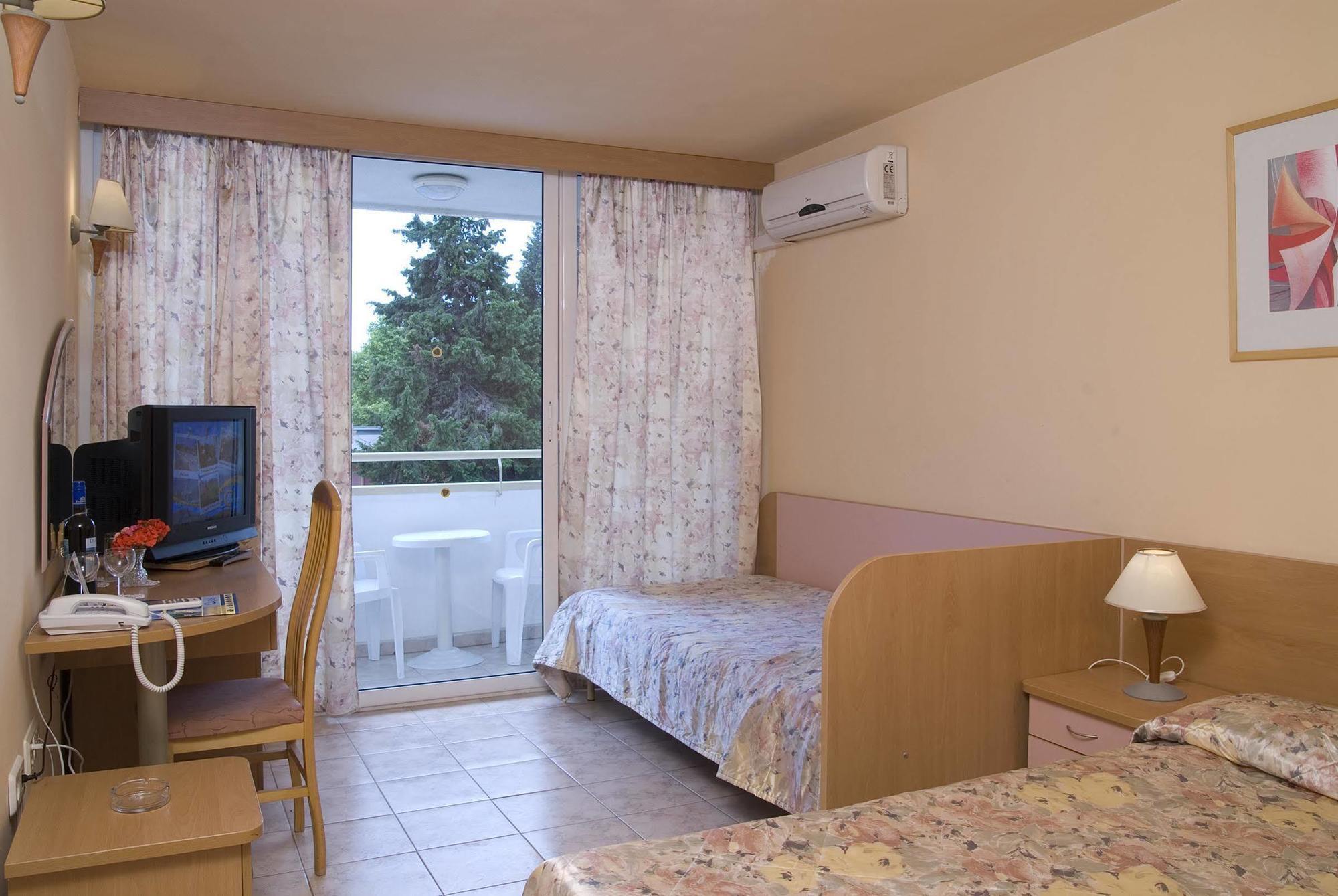 Hotel Oasis Albena Exteriér fotografie